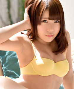 Yui Makina