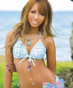 Izumi Mana