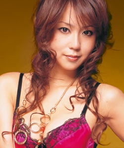 Ayase Megu