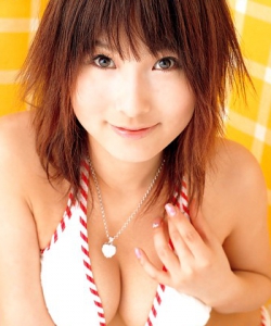 Abe Chinatsu