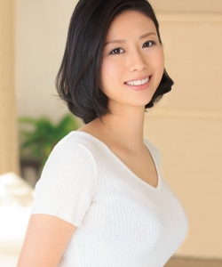 Mogami Yuriko