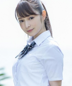 Narimiya Rika
