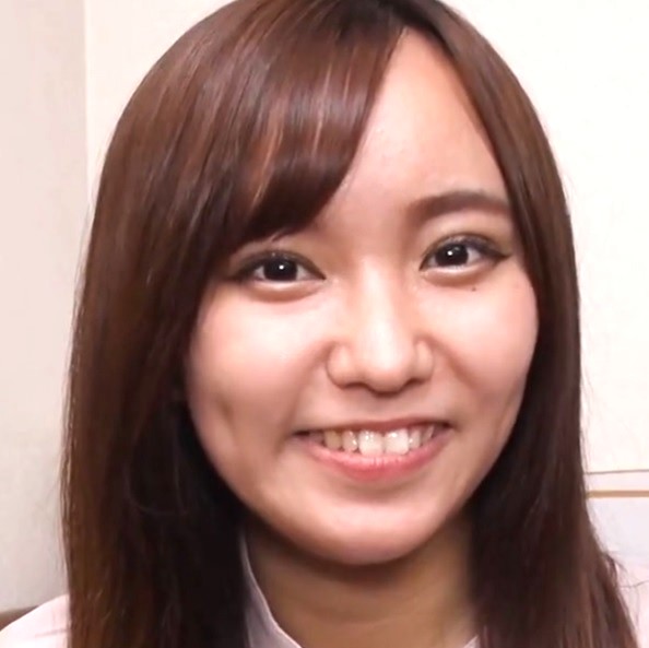 Ayumi Reon