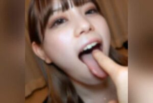 [FC2-PPV-4626091] Cute affectionate beauty with pale smooth skin takes two creampies and swallows in HD