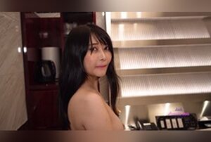 [FC2-PPV-4671533] Beautiful housewife NTR: taking home a creampie after a luxurious big black cock