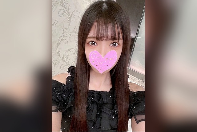 fc2-ppv-4747789-idol-faced-19-year-old-black-haired-beauty-with-strong-sex-drive-takes-raw-creampie