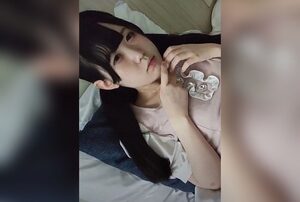 [FC2-PPV-4823894] Reluctant creampie for a neat and popular idol who feels too much pleasure