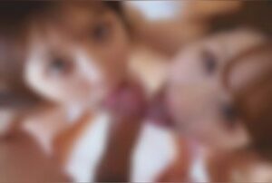 [FC2-PPV-4717175] Beautiful big-titted friends casually doing a 3P, two gorgeous pussies enjoyed in turn with raw creampies