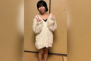 [FC2-PPV-4822674] Energetic girl with a cute smile and lovely dimples, her surprising occupation revealed on camera