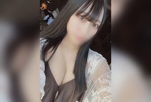 [FC2-PPV-4851511] Legendary beauty S: first swimsuit pool date with creampie and paizuri