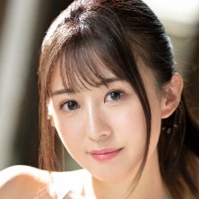 Kagura Momoka