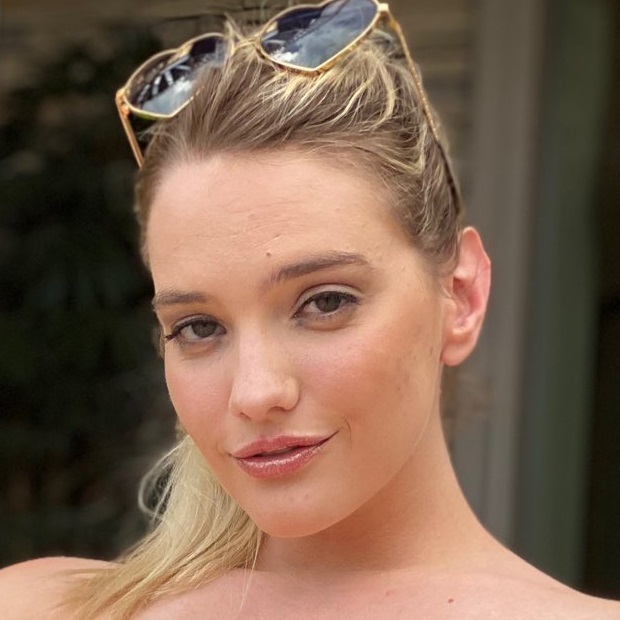 Kenna James