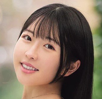 Momoe Mikoto