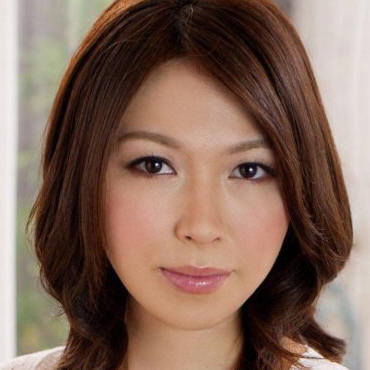 Shinomiya Natsuko
