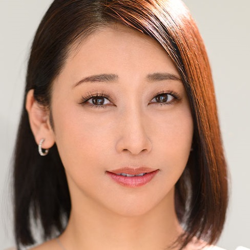 Shiramine Ikumi