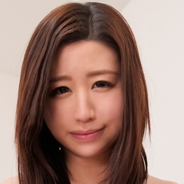 Stunningly Beautiful Hairstylist
